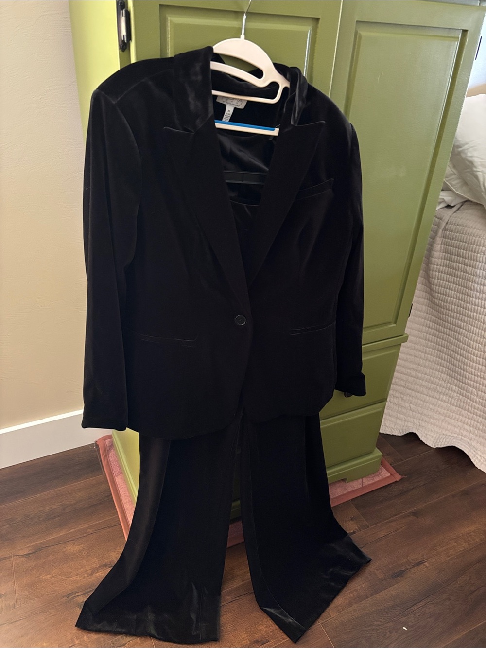 Women's Black Velvet Blazer by
